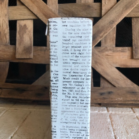 Hand painted pumpkin on thick canvas 8 x 8 (445-23) - Picture 2 of 6